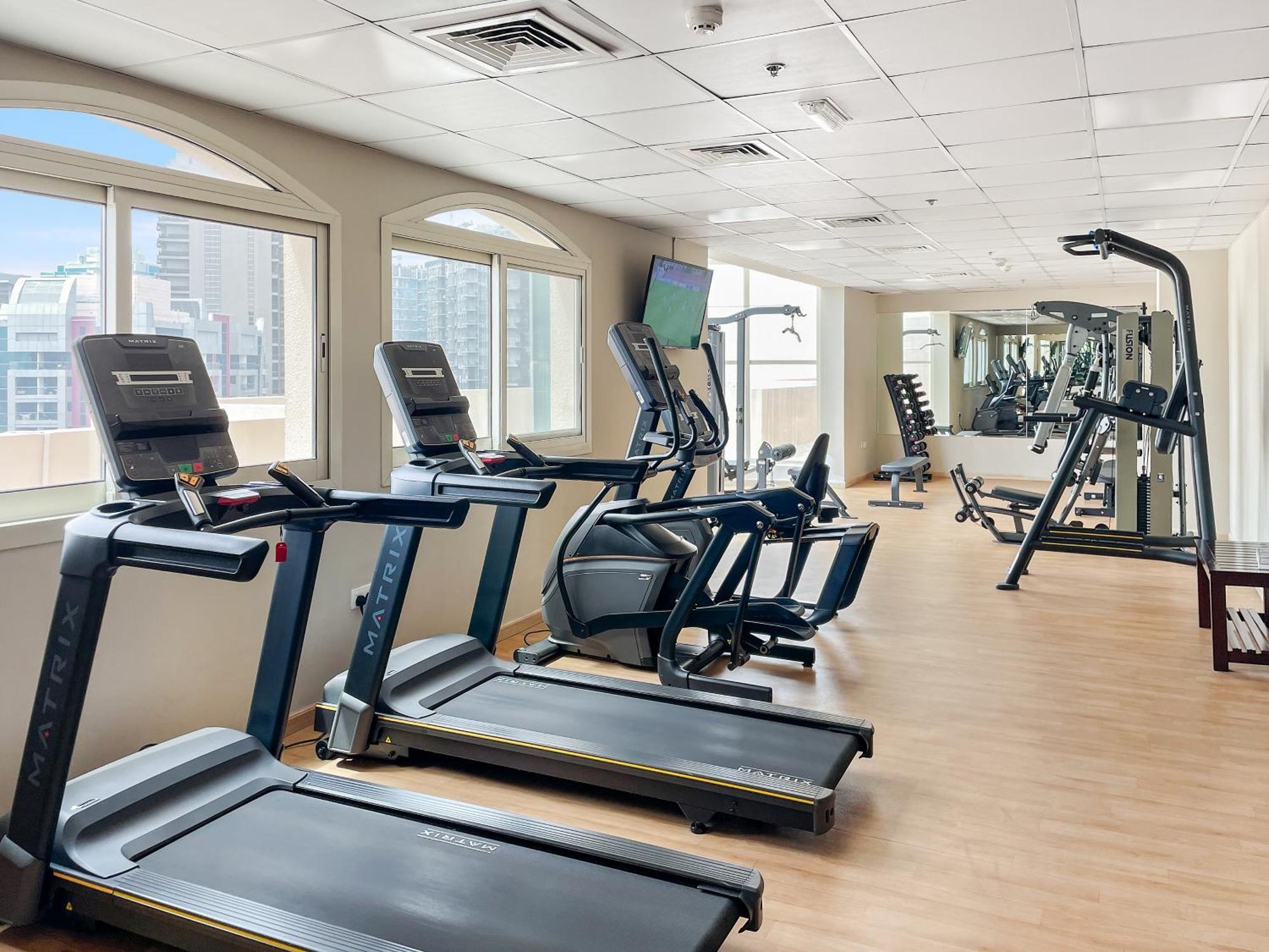 New In Sport - Pool, Gym, Parking Apartment Dubai