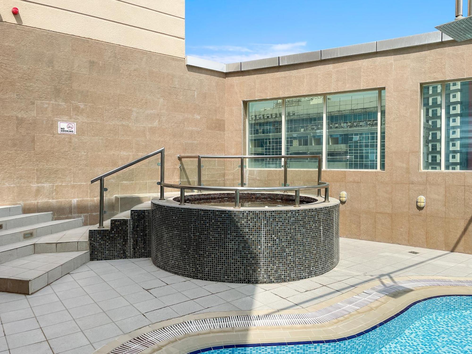 New In Sport - Pool, Gym, Parking Apartment